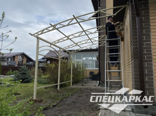 Навес к дому из поликарбоната для террасы №28 - фото 1237